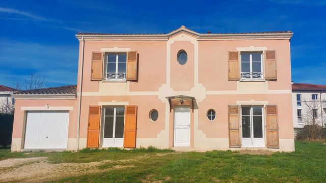 Property photo 1 of 19