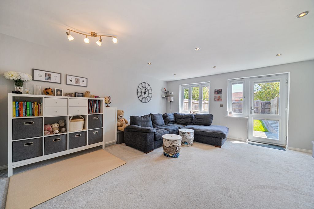 Property photo 2 of 18 1500032 (5).Jpg