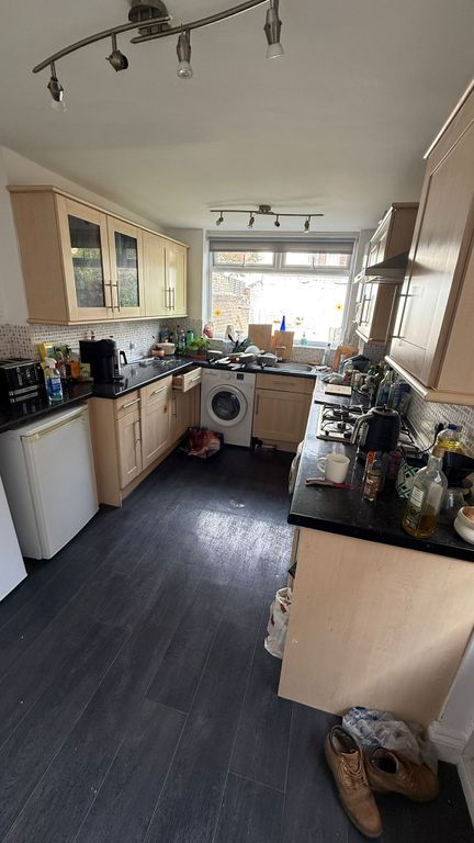 Property photo 2 of 4