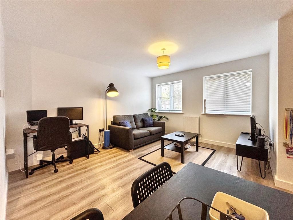 Property photo 2 of 9 Img_0463.Jpg