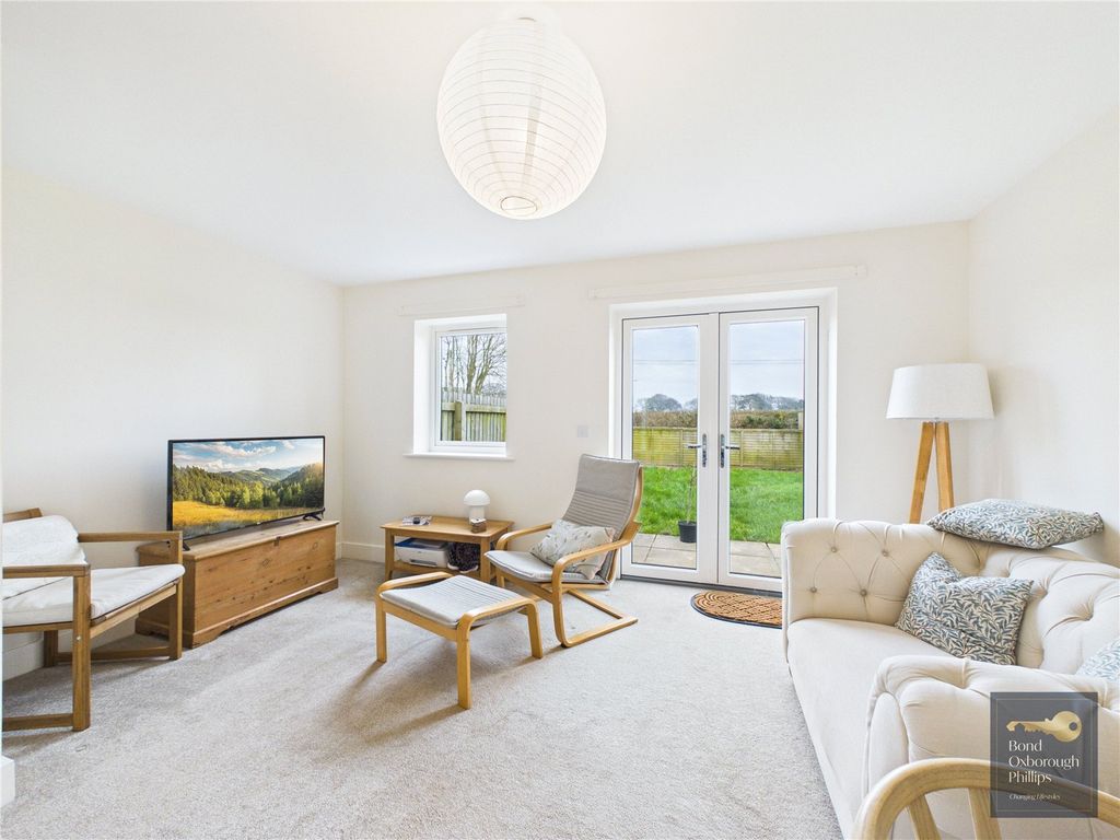 Property photo 3 of 22 Picture No. 26