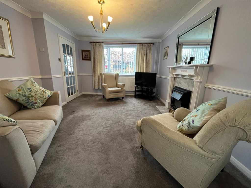 Property photo 2 of 18 (5).Jpeg