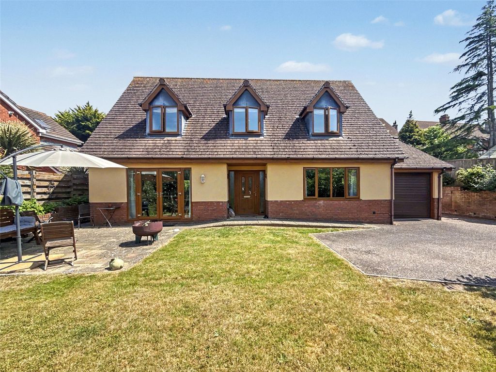 Property photo 1 of 20 External