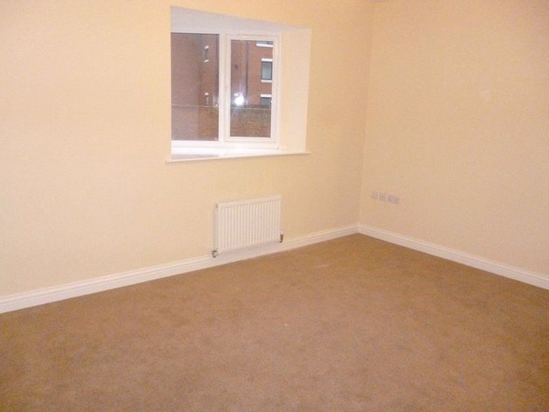 Property photo 2 of 18 Picture No. 21