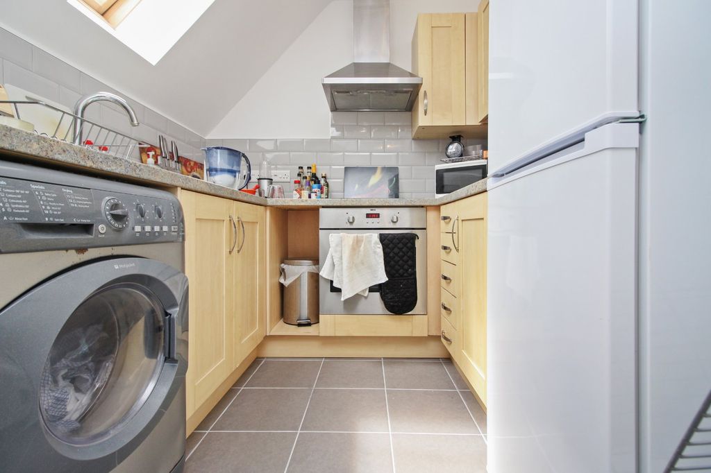 Property photo 3 of 9 Picture 3