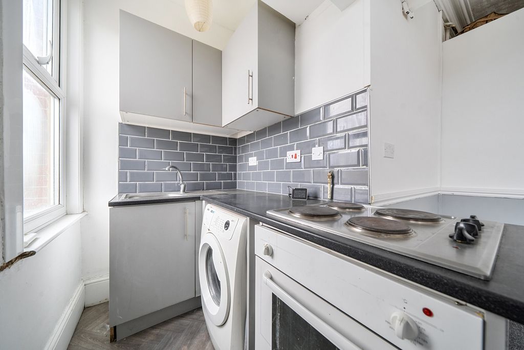 Property photo 1 of 10 1458232-5-6A1F098...