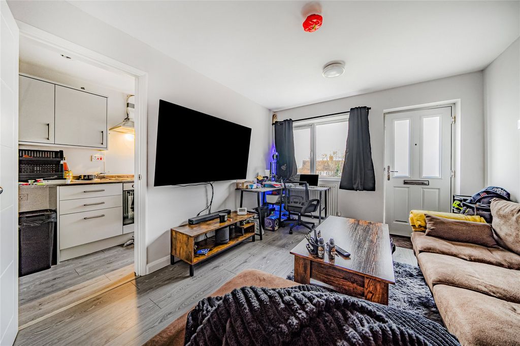 Property photo 2 of 8 Living Room