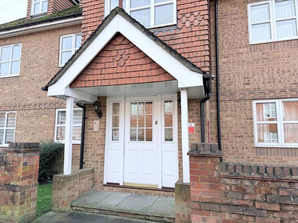 Property photo 2 of 10