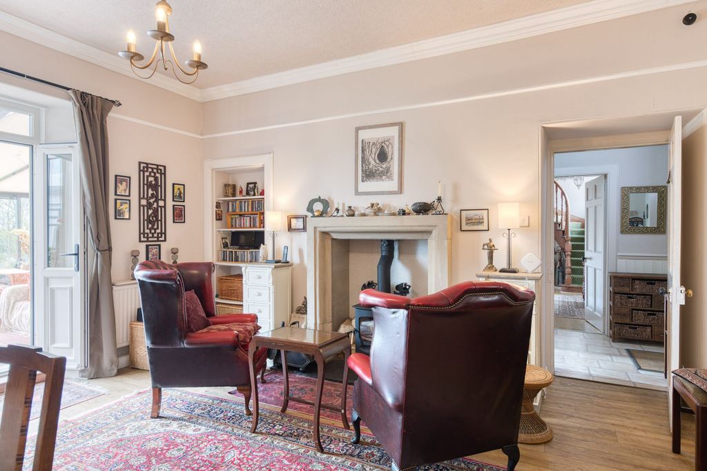 Property photo 3 of 57 Dining Room