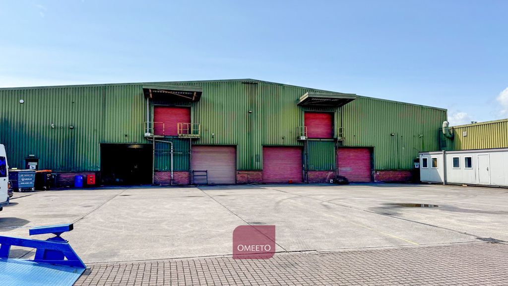 Property photo 1 of 5 Warehouse For Rent