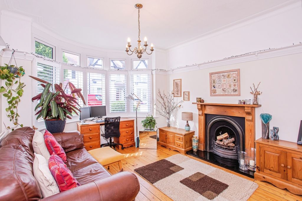 Property photo 3 of 21 Reception Room