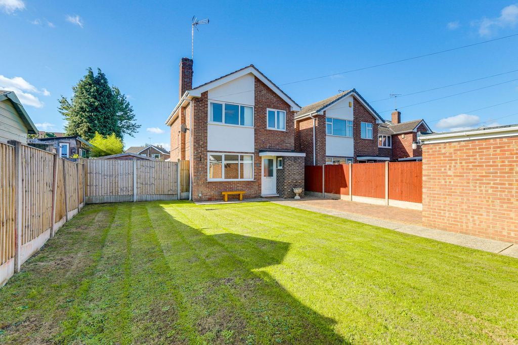 Property photo 1 of 23