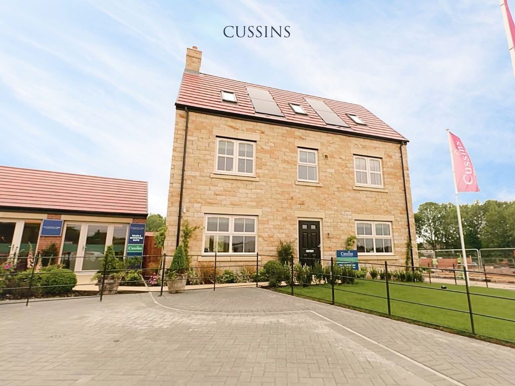 Property photo 2 of 23 Rosemary Show Home