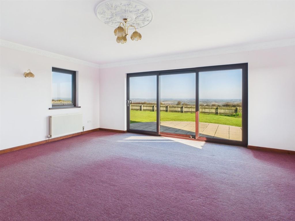 Property photo 3 of 23 Cam03278G0-Pr0117-Still007.Jpg