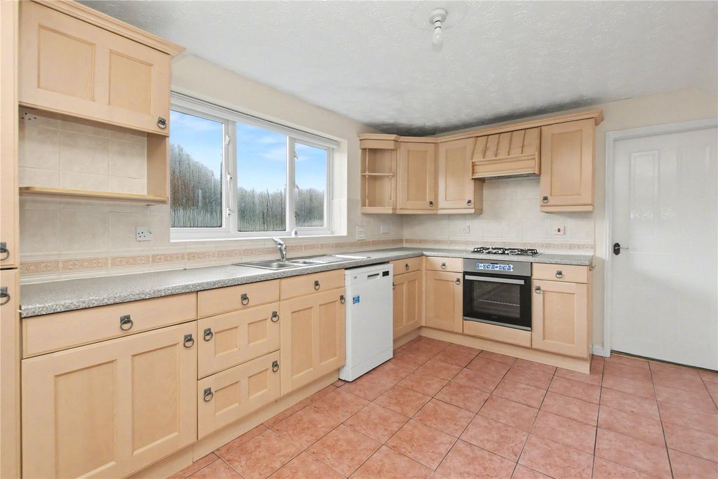 Property photo 3 of 15 Picture 3