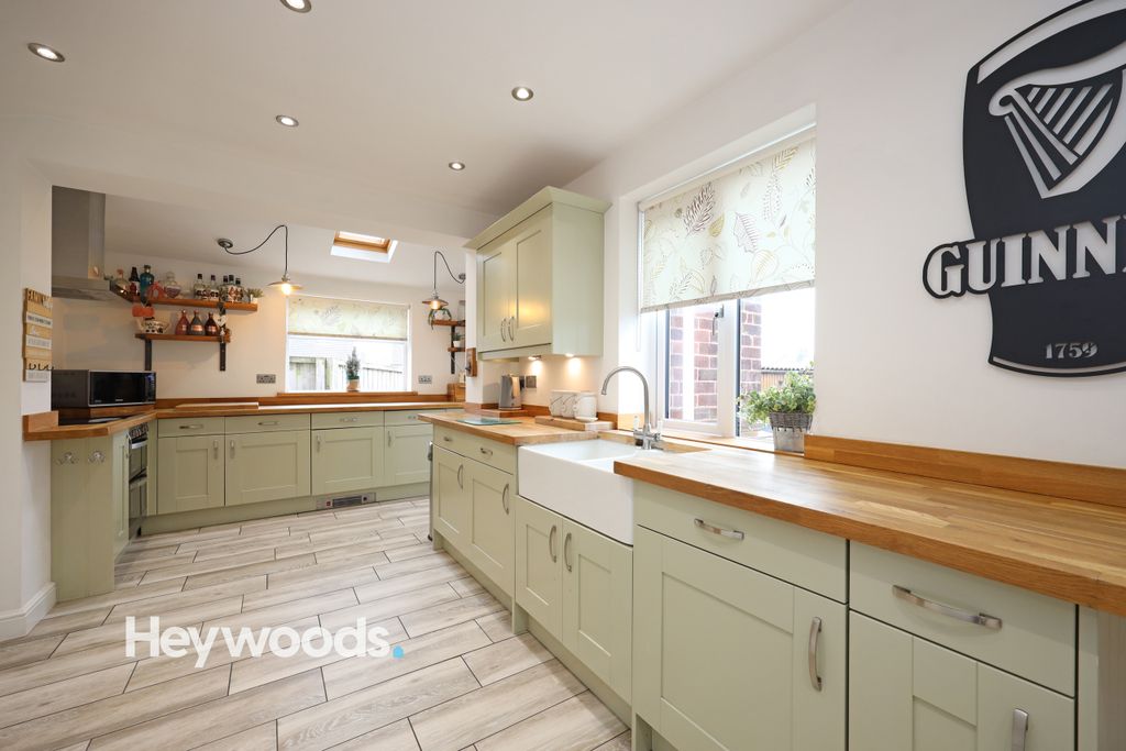 Property photo 3 of 43 099A4343