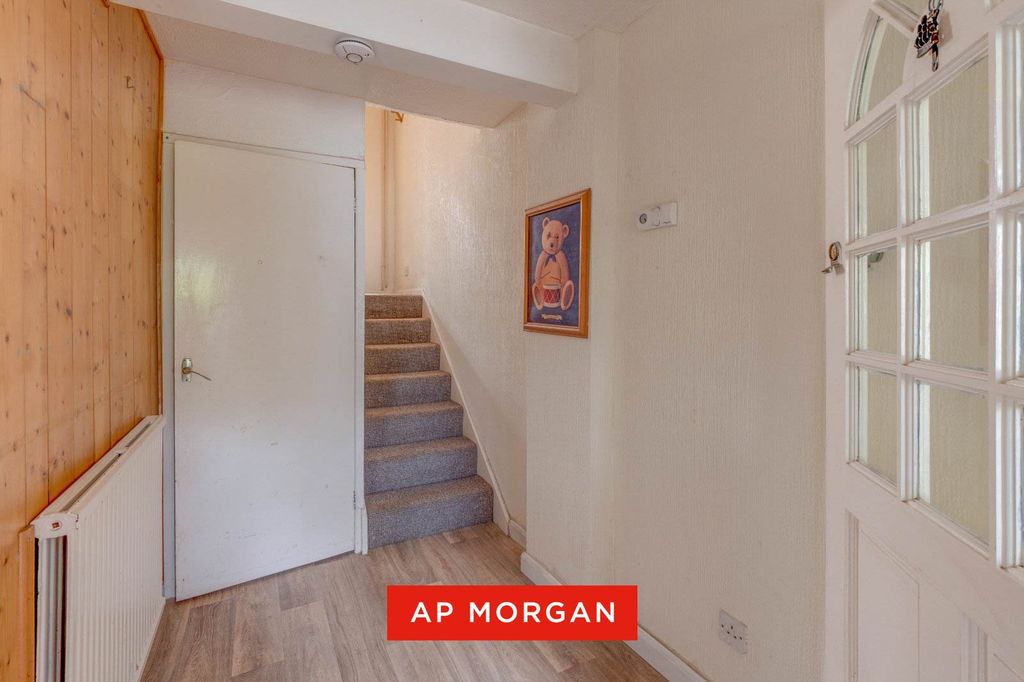 Property photo 2 of 15 Picture No. 19