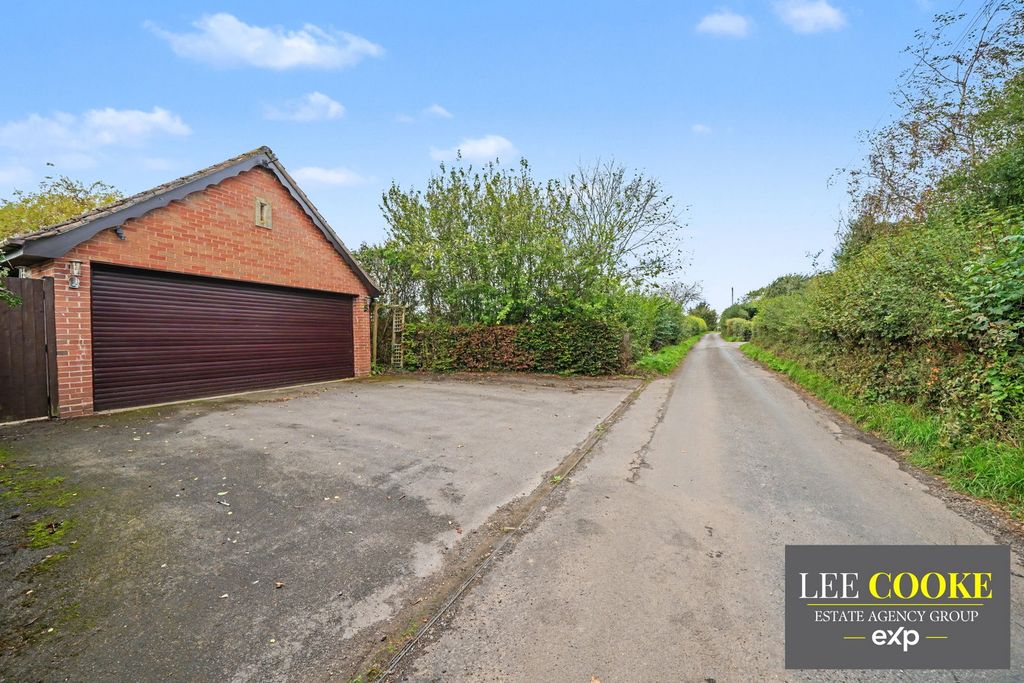 Property photo 3 of 41