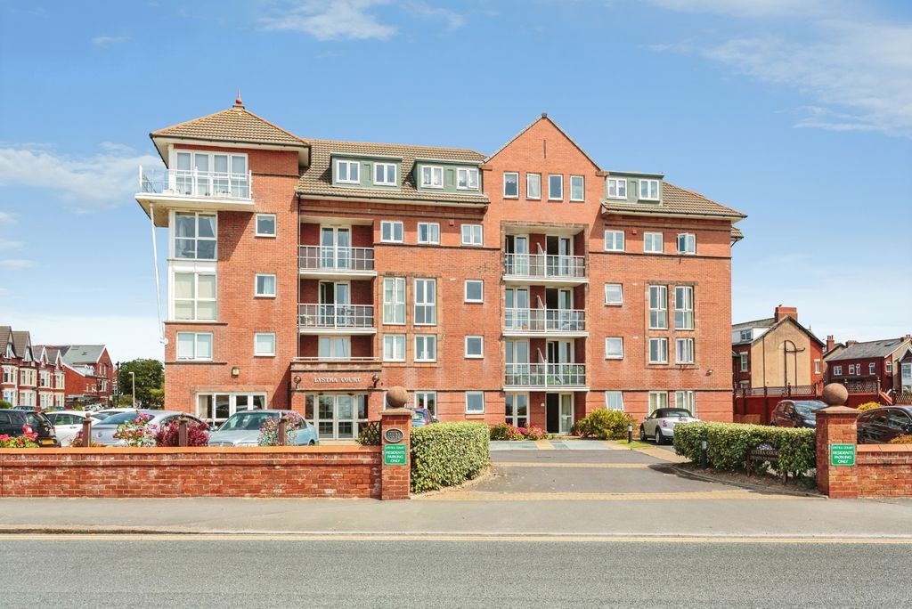 Property photo 1 of 15 Pbox-Img.Jpg