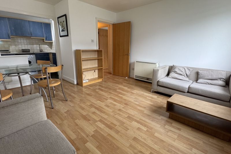 Property photo 3 of 10 Photo 13