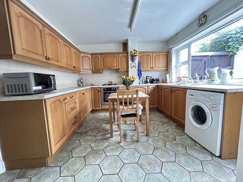 Property photo 3 of 18 Img_5481