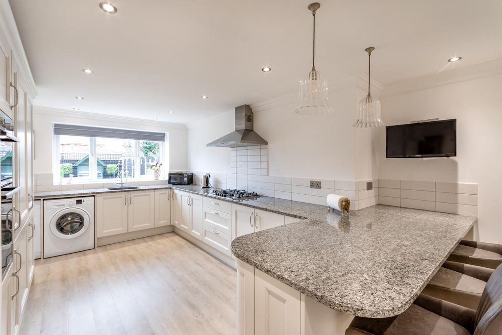 Property photo 2 of 19 Dsc_3085-Edit.Jpg