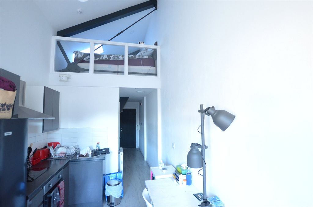 Property photo 3 of 5 Lounge/Kitchen