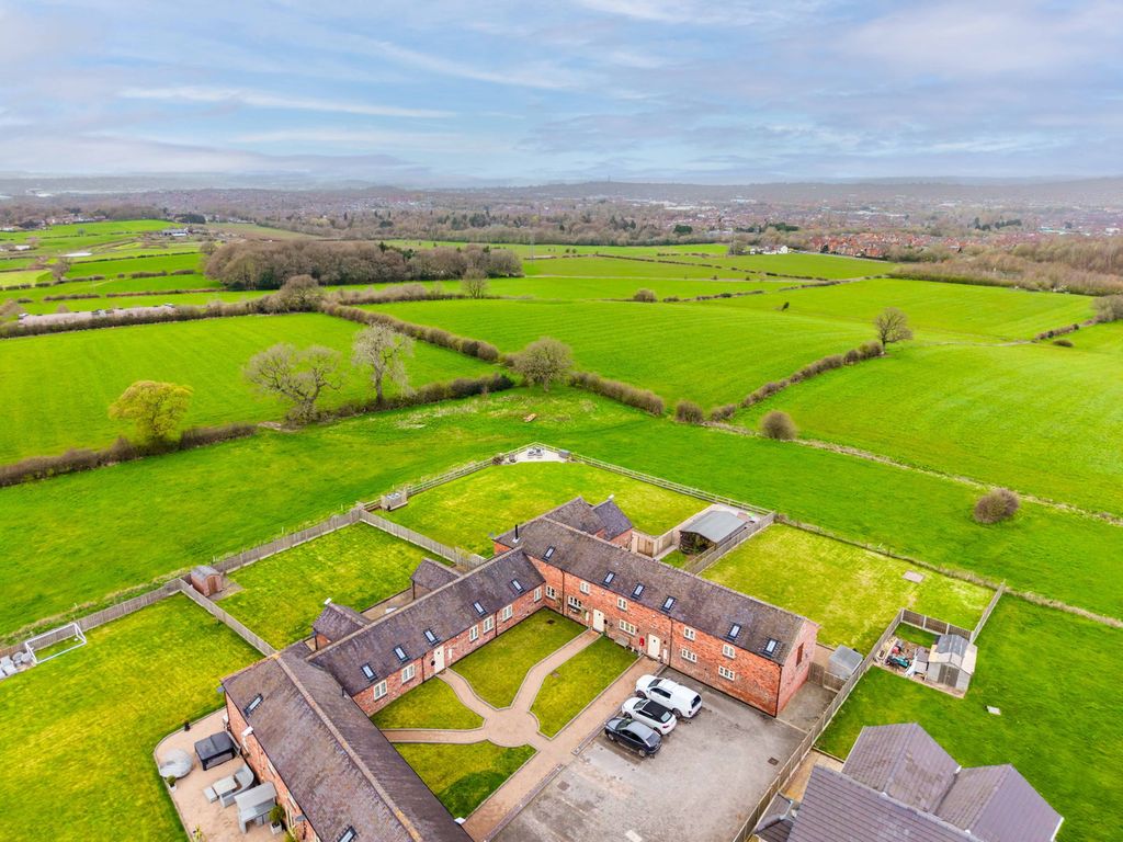 Property photo 1 of 48