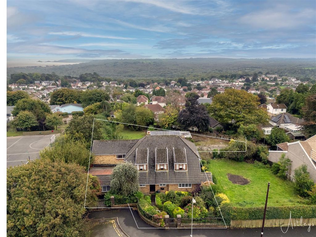 Property photo 1 of 42 Untitled Design (1).Png