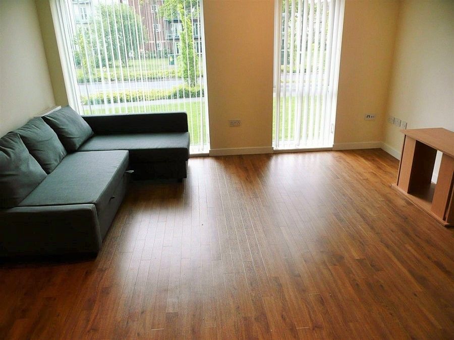 Property photo 2 of 8