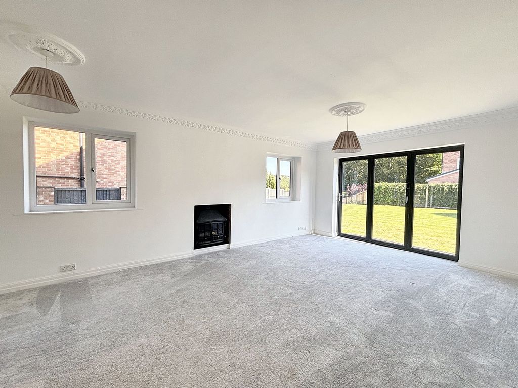 Property photo 3 of 54