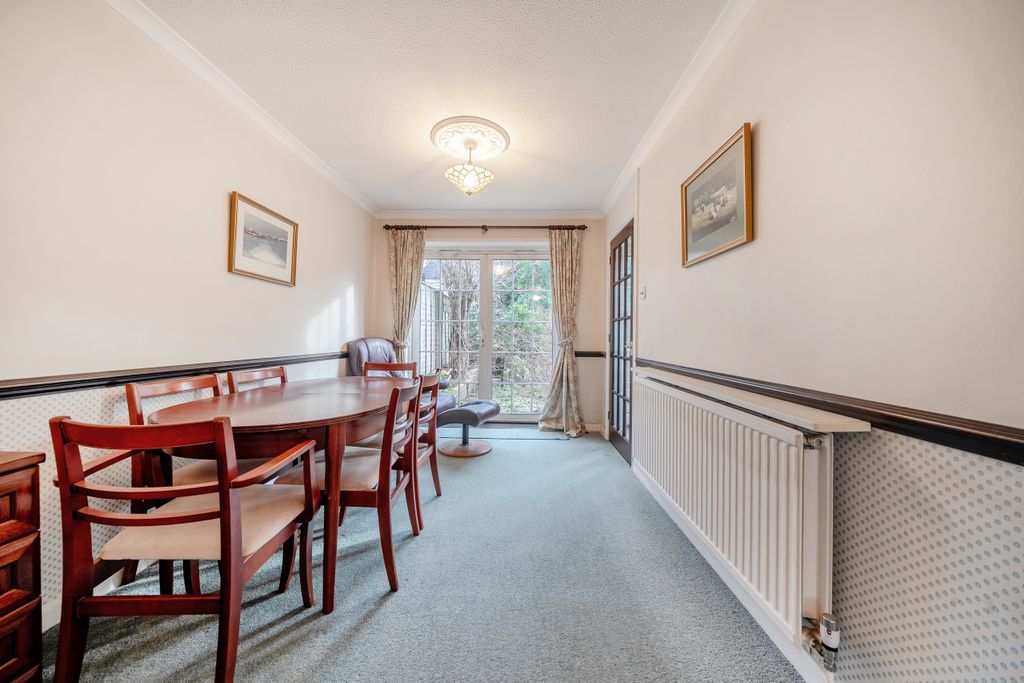 Property photo 3 of 20 Living / Dining Room