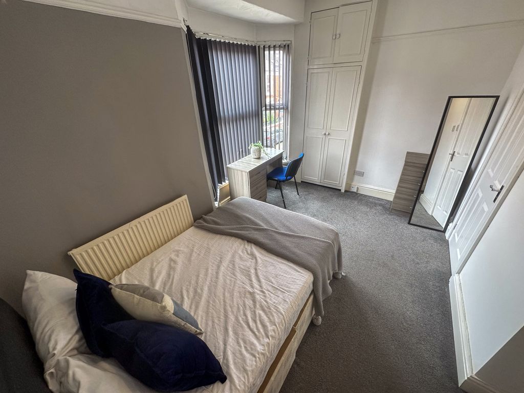 Property photo 2 of 7 2-Img_0142