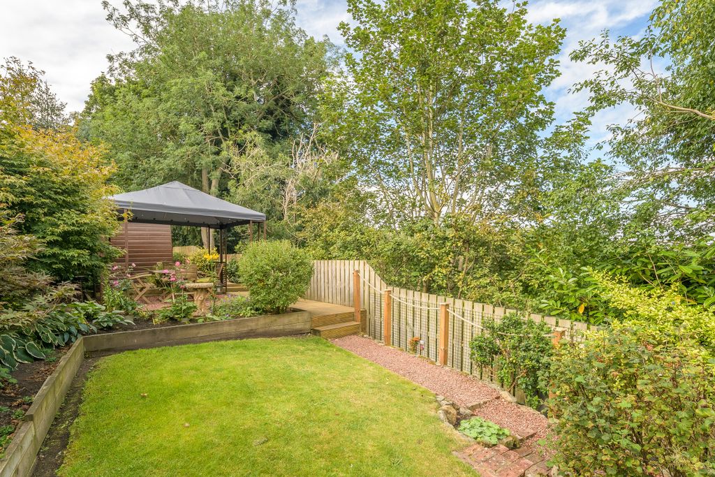 Property photo 3 of 39 Photo 3