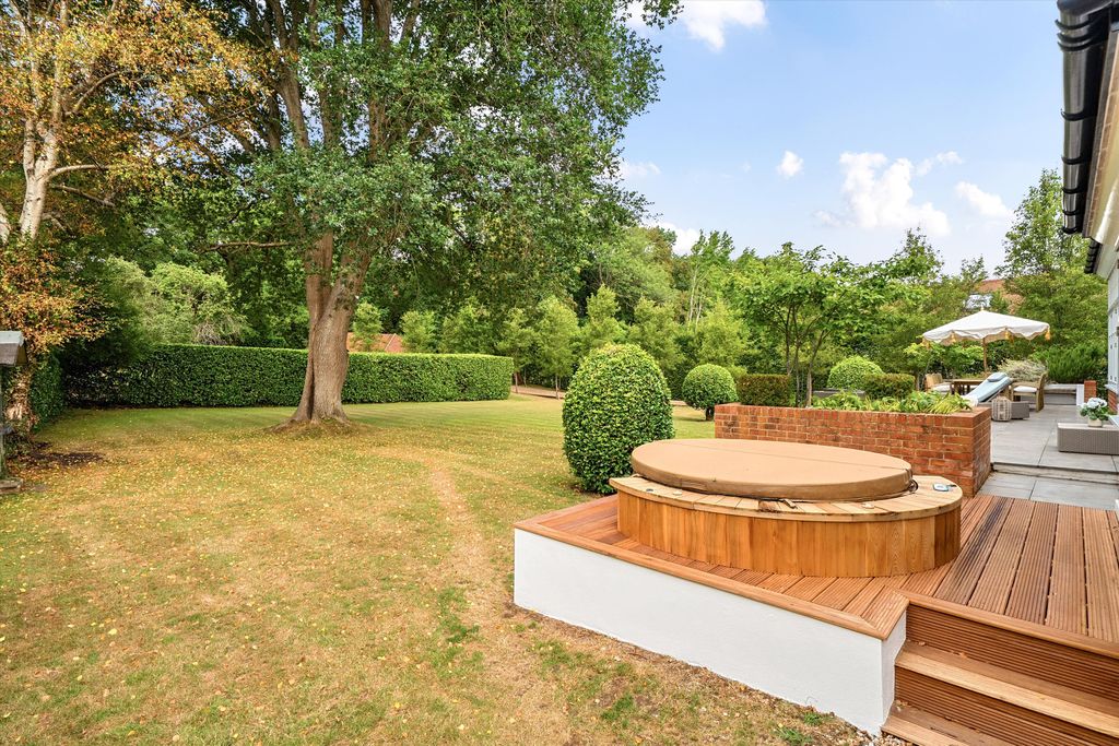 Property photo 2 of 25 Image