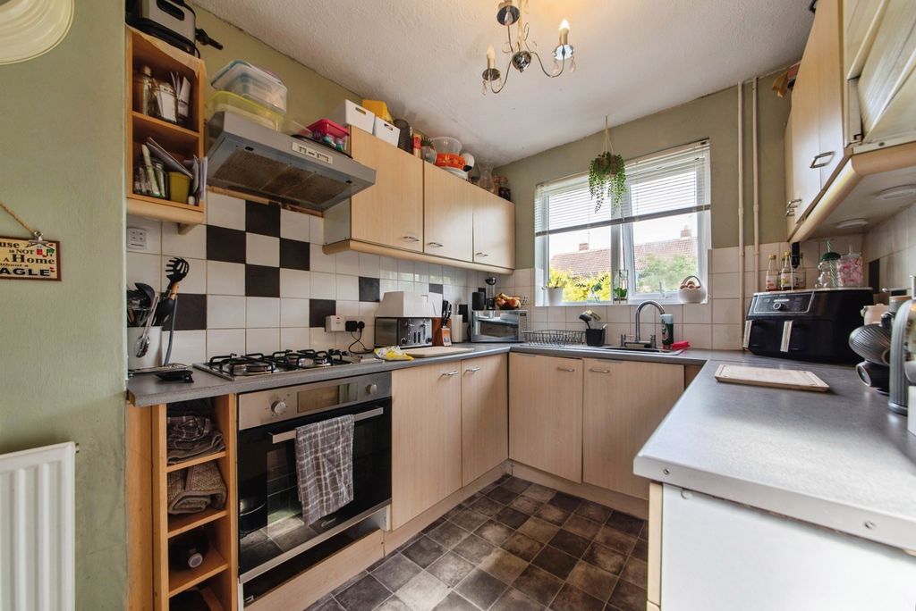 Property photo 3 of 13 Pbox-Img.Jpg