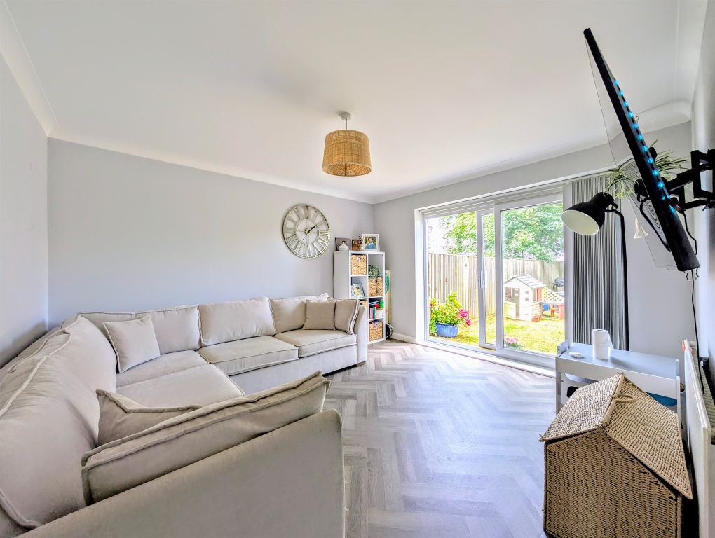 Property photo 3 of 13