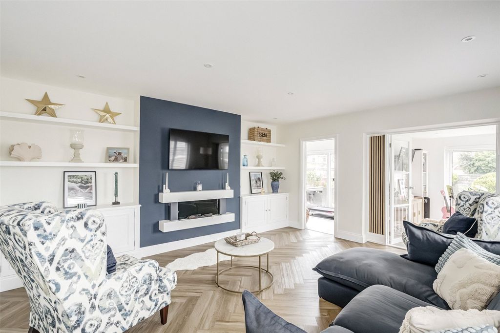 Property photo 3 of 42 Picture No. 29