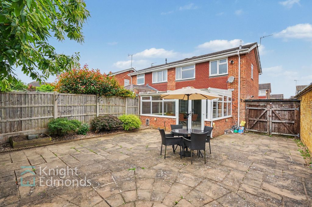 Property photo 1 of 17 Garden