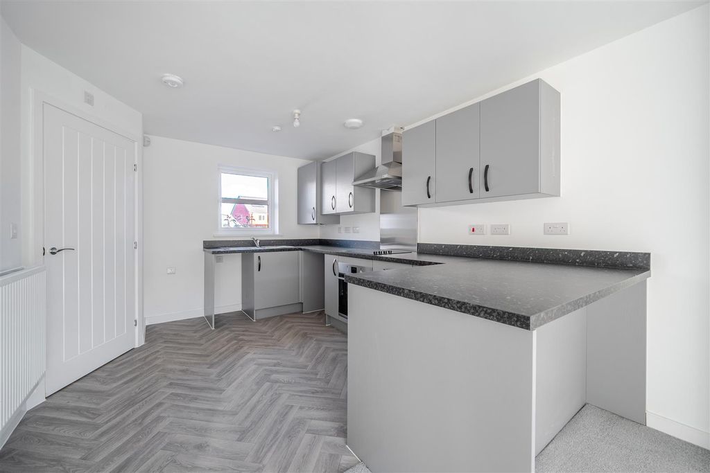 Property photo 3 of 10 1386358-5-69302c5c4d6E3.Jpg