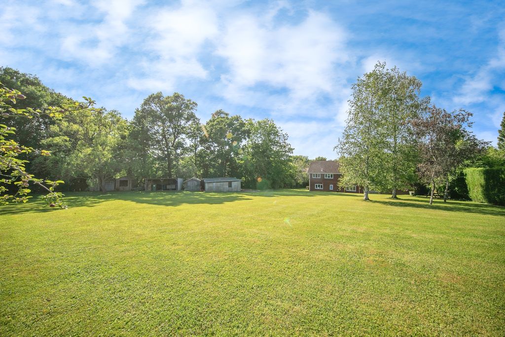 Property photo 2 of 21 Photography