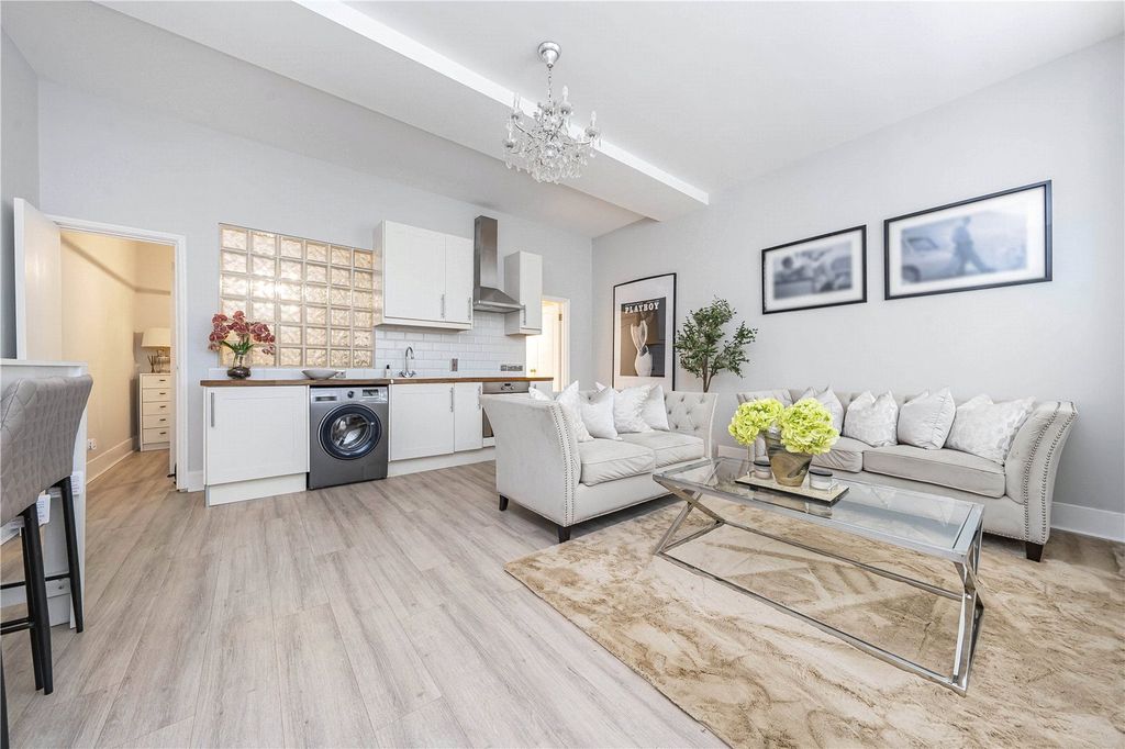 Property photo 2 of 13 Picture No. 04