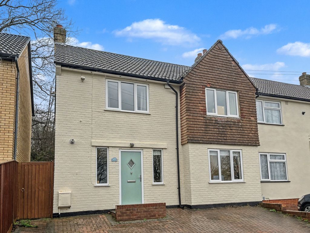 Property photo 1 of 13 Photo 16