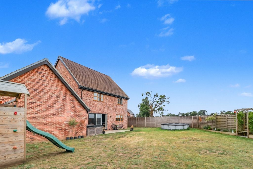 Property photo 3 of 34 4462564