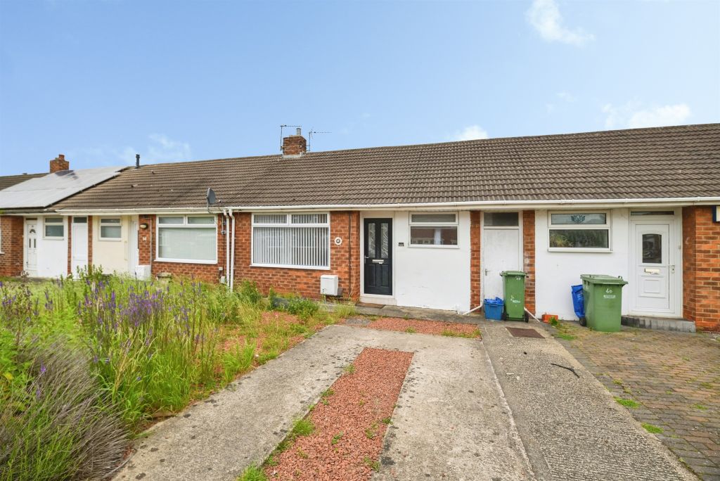 Property photo 1 of 12