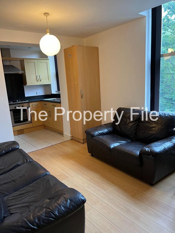 Property photo 3 of 5