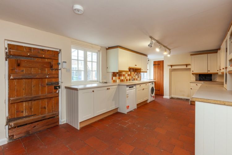 Property photo 2 of 10 267412-Std