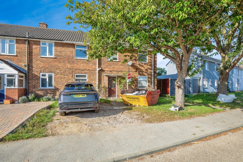 Property photo 1 of 12