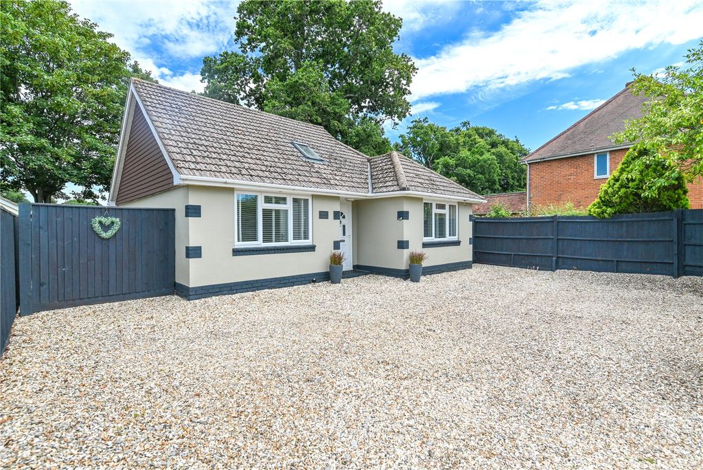 Property photo 1 of 22 Picture No. 28