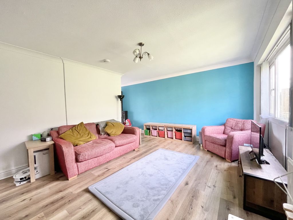 Property photo 2 of 14 Photo 2